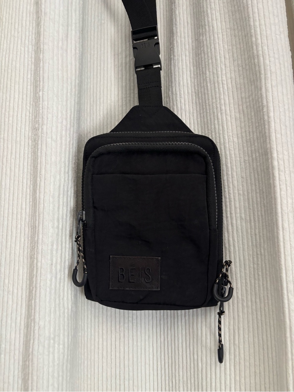 BEIS Black Crossbody Sling Bag